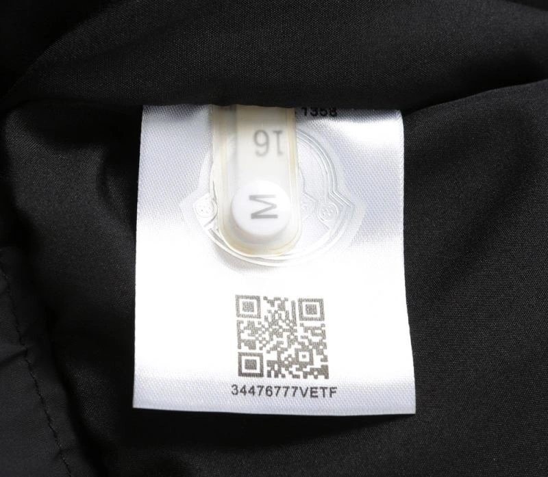 Moncler Outwear TopPick 142102