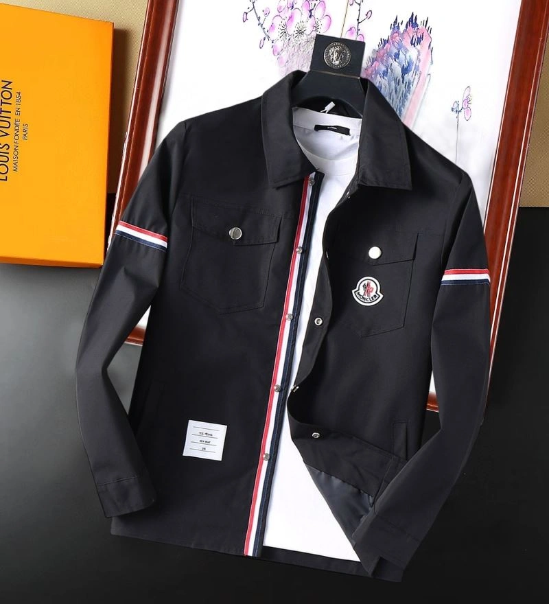 Moncler Outwear Minimalist 142098