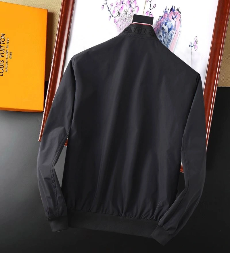 EasyMatch Moncler Outwear 142099