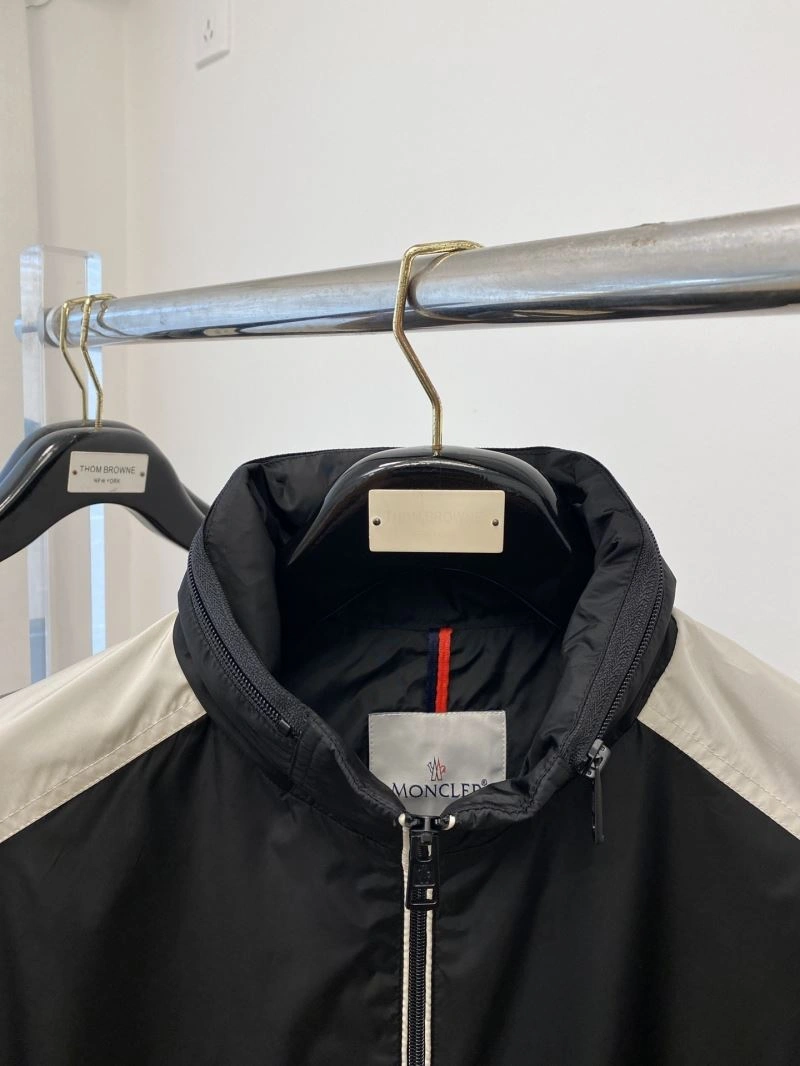 Moncler Outwear Modern 142094