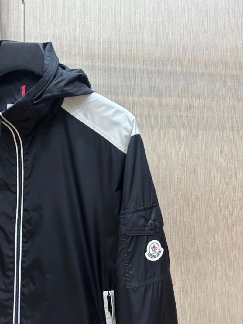 Moncler Outwear Supportive 142097