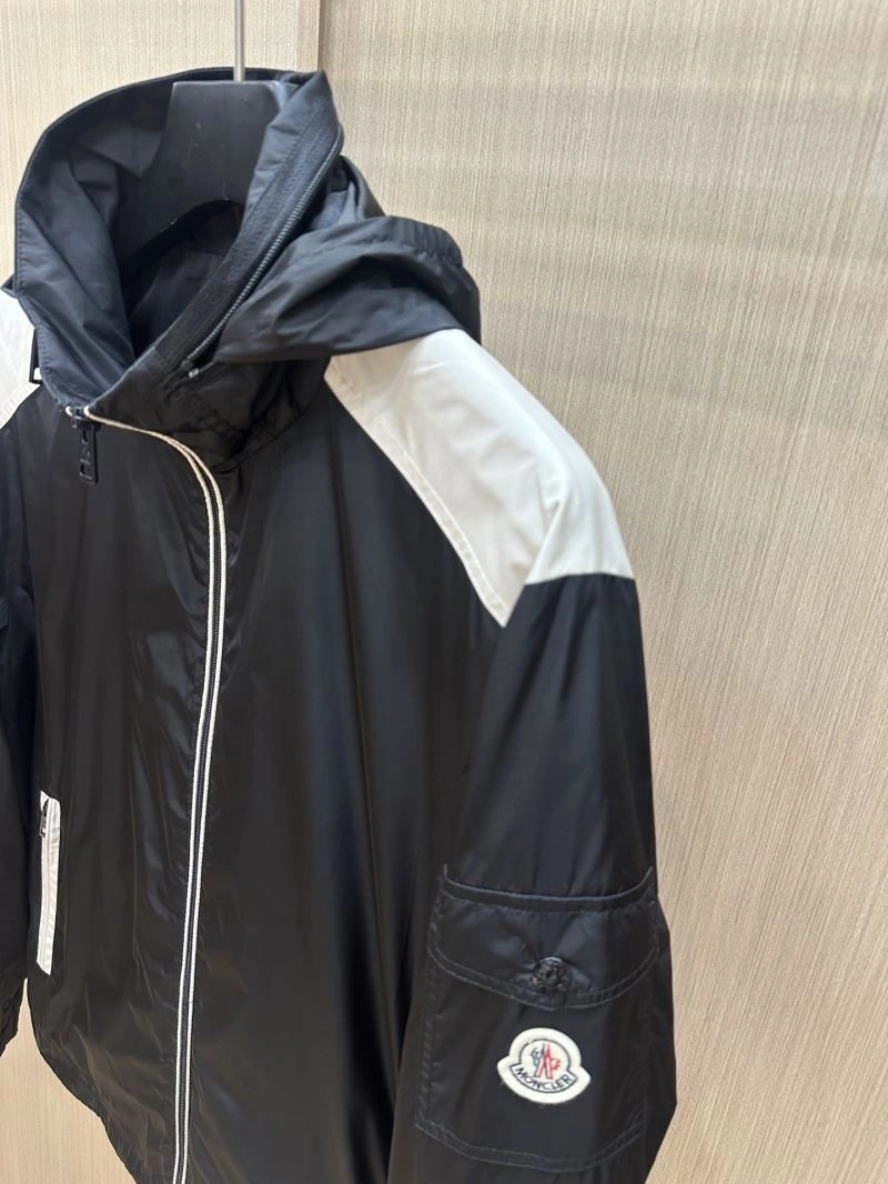 Moncler Outwear Supportive 142097