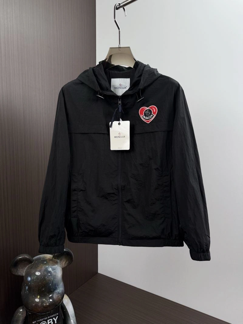Moncler Outwear Affordable 142095