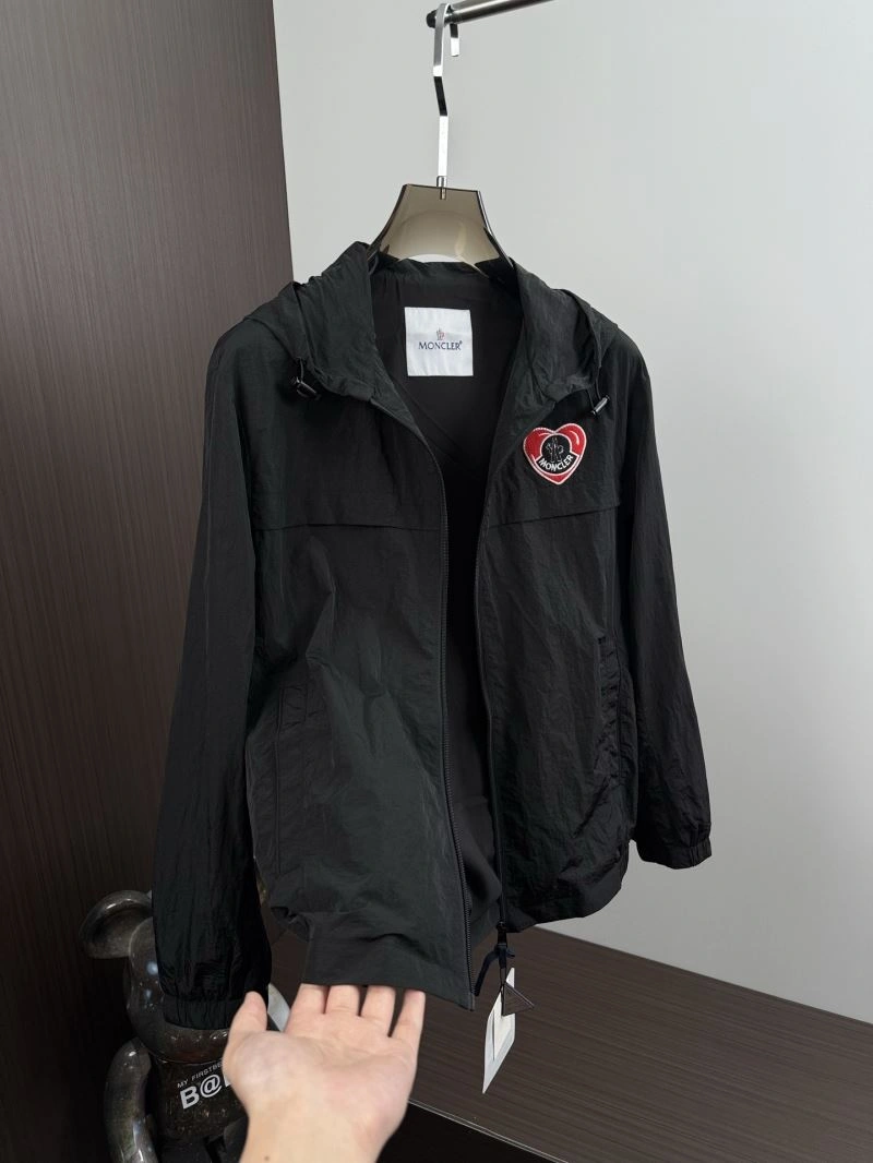 Moncler Outwear Affordable 142095