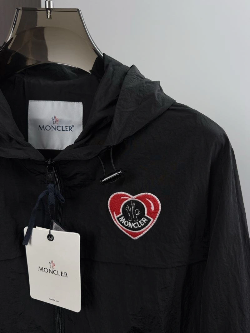Moncler Outwear Affordable 142095
