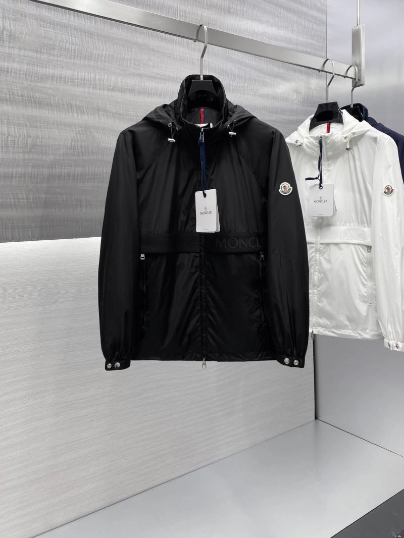 WellDesigned Moncler Outwear 142096