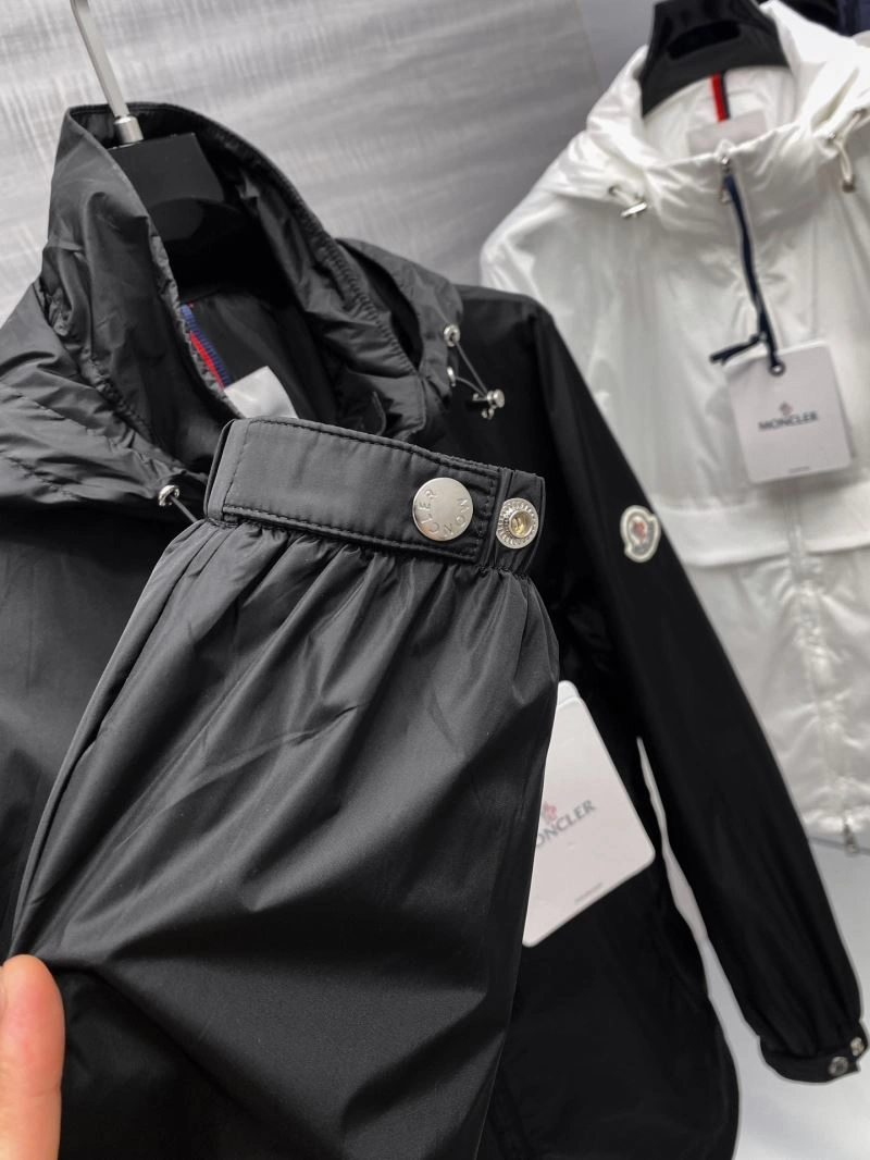 WellDesigned Moncler Outwear 142096