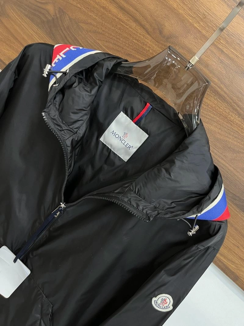 Moncler Outwear SportInspired 142090
