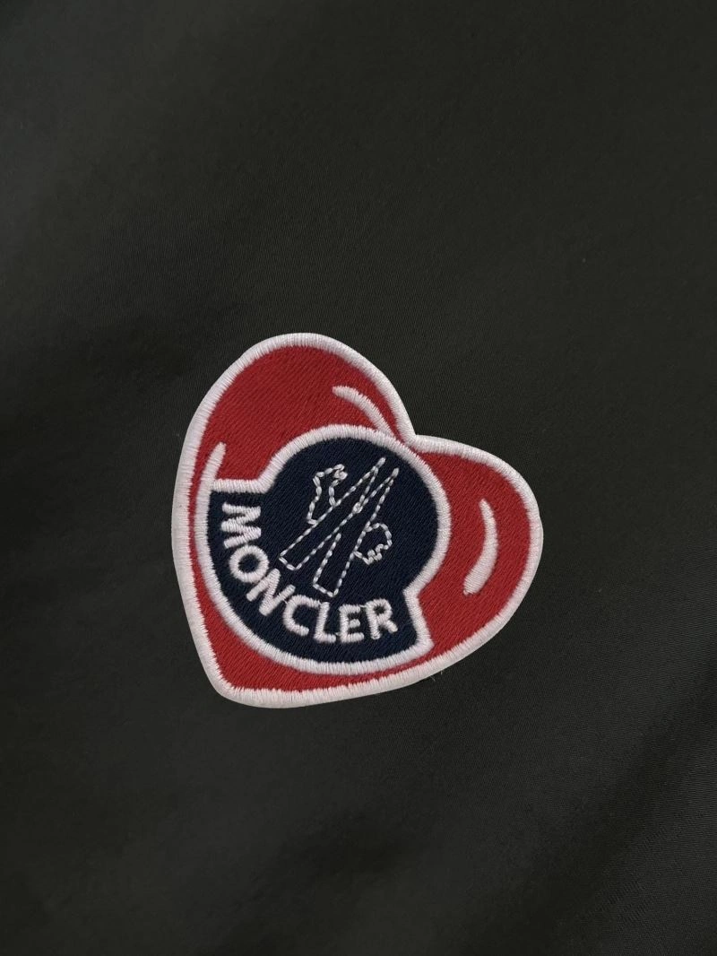 Snug Moncler Outwear 142091