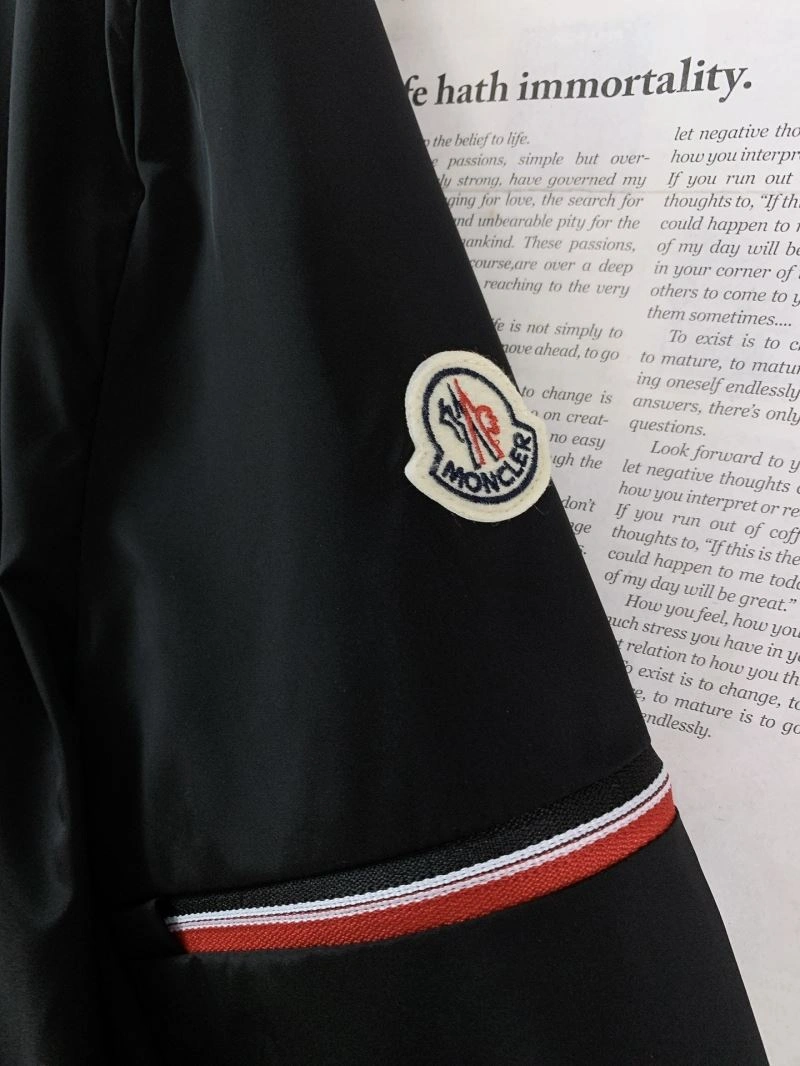 Upgraded Moncler Outwear 142082