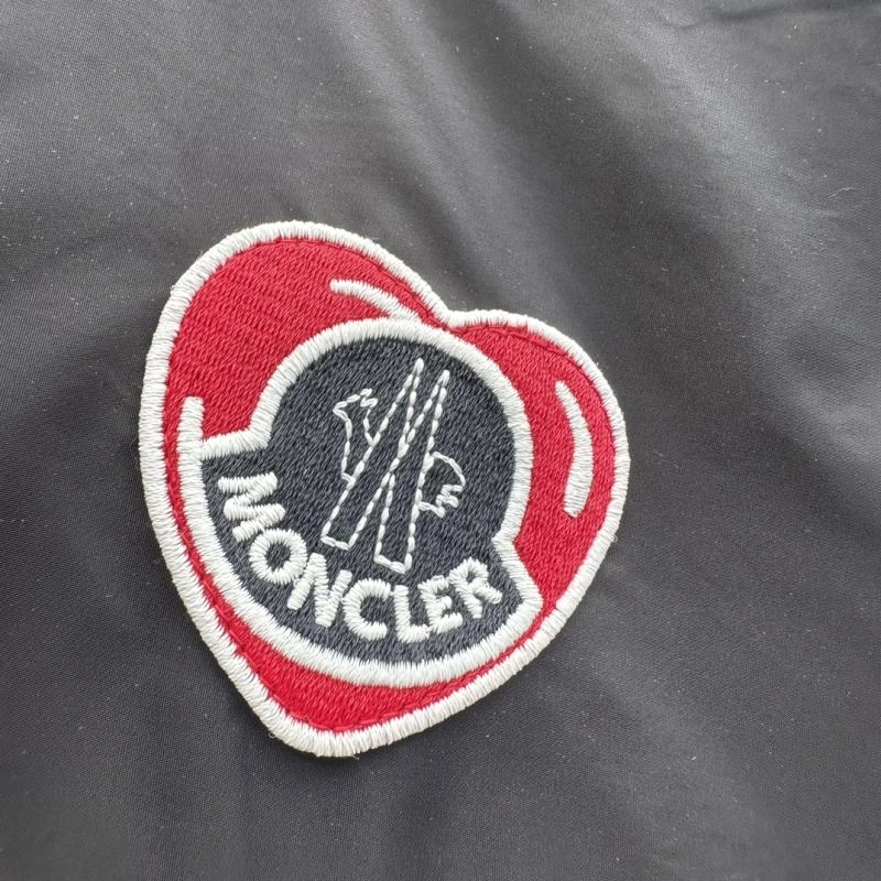 Moncler Outwear Flexible 142089