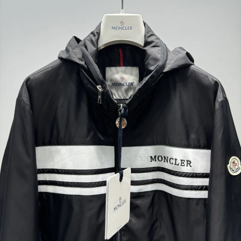 Moncler Outwear OdorResistant 142093
