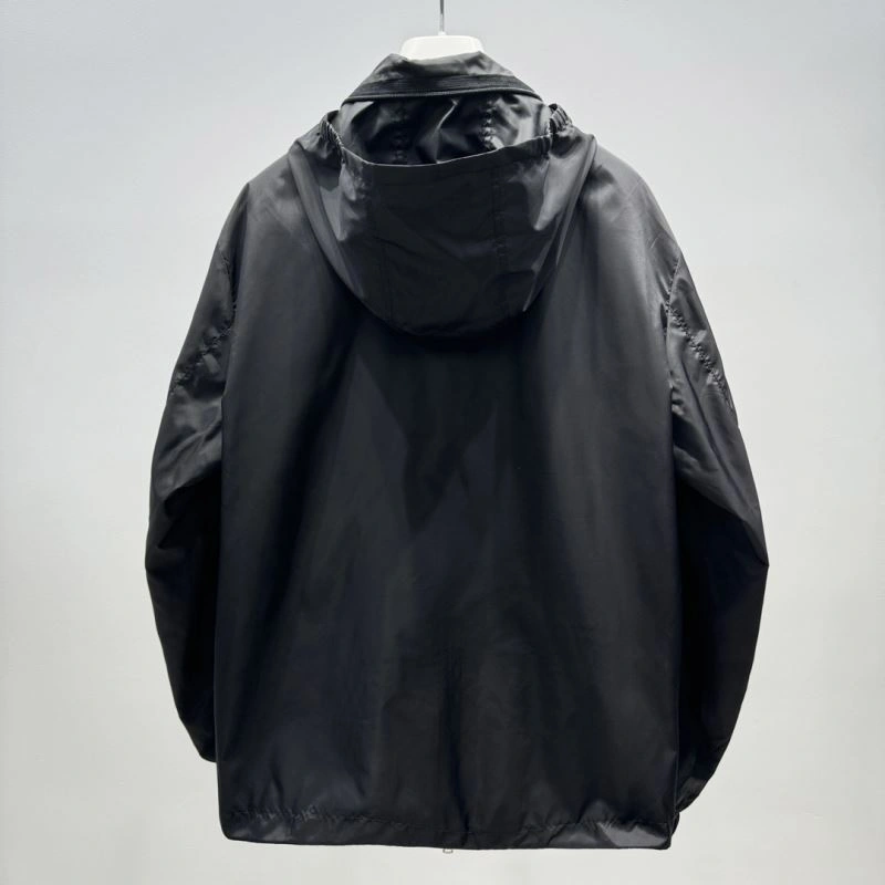 Moncler Outwear OdorResistant 142093