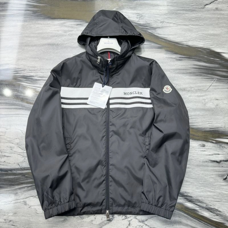 Moncler Outwear OdorResistant 142093