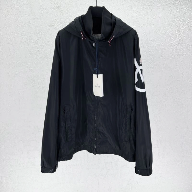 Moncler Outwear AllSeason 142080