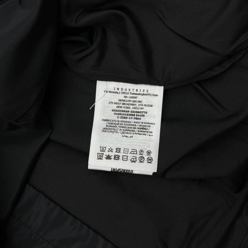Moncler Outwear AllSeason 142080