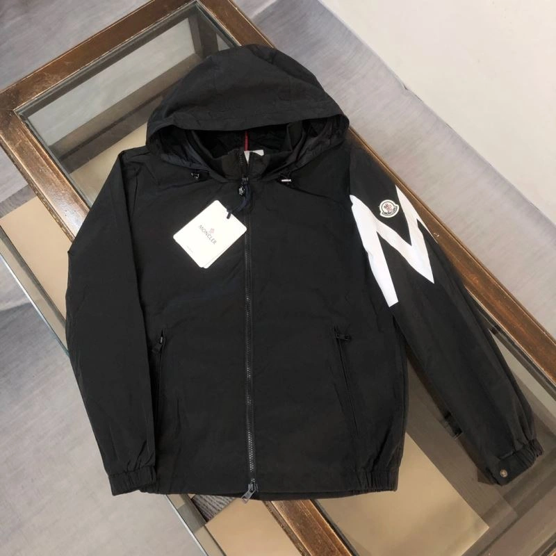 Moncler Outwear TechFriendly 142092