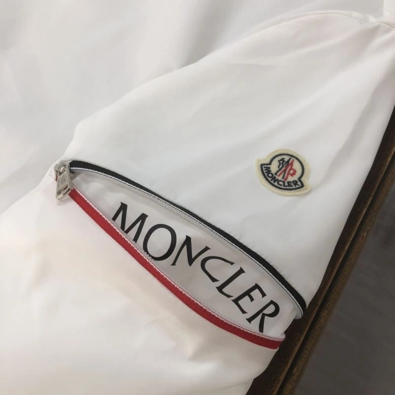 Moncler Outwear Supportive 142077