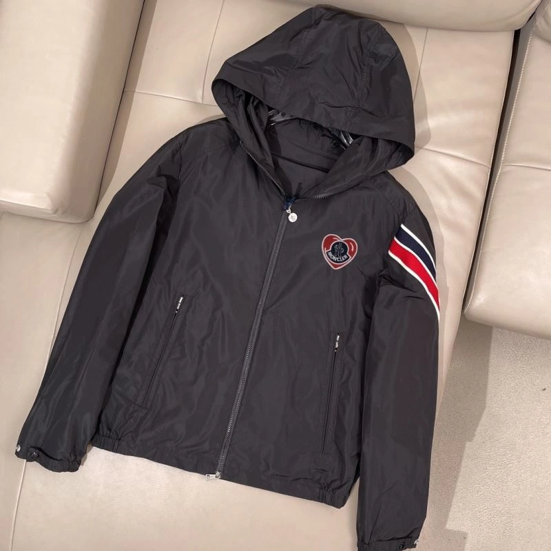Moncler Outwear Refined 142078