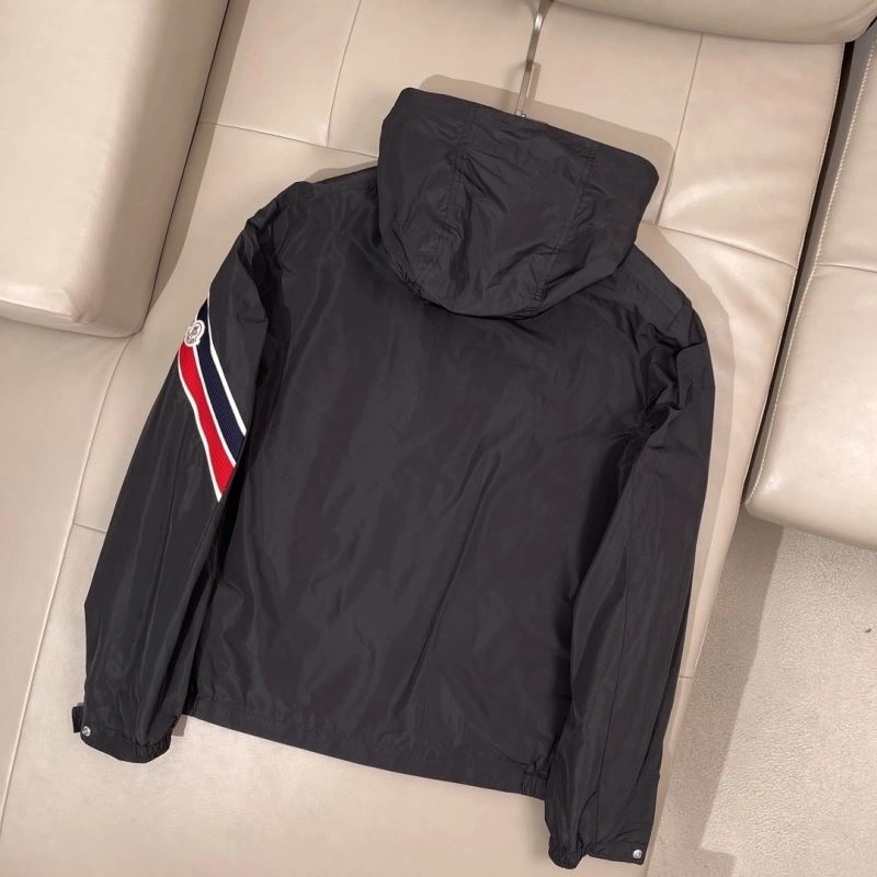 Moncler Outwear Refined 142078