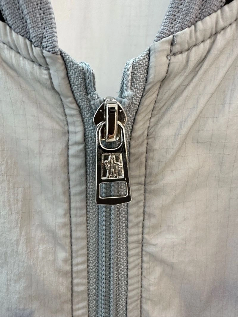 EyeCatching Moncler Outwear 142145