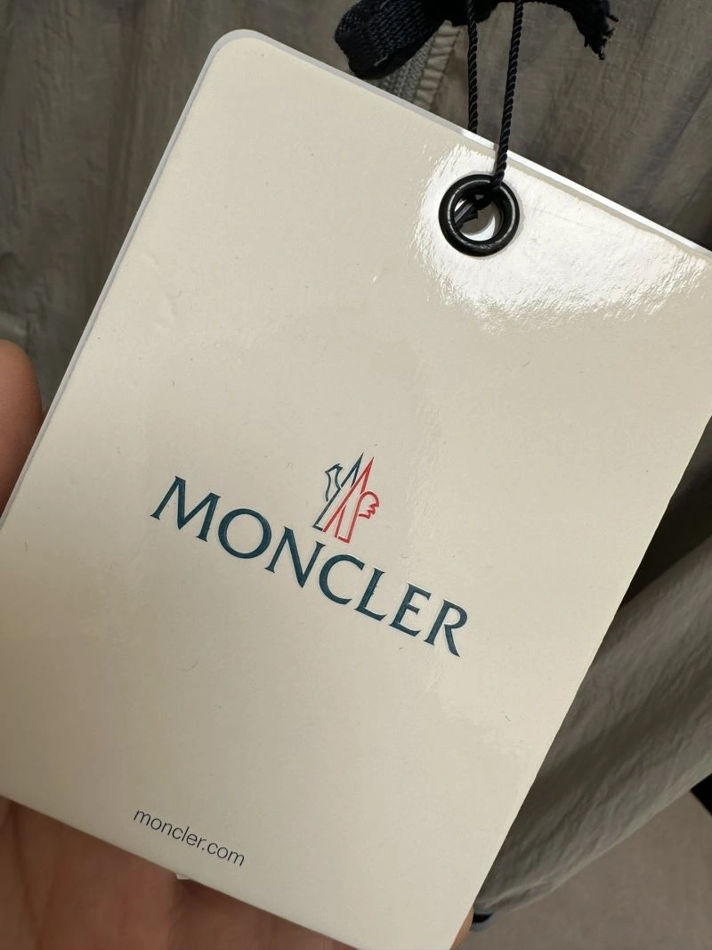 Popular Moncler Outwear 142073
