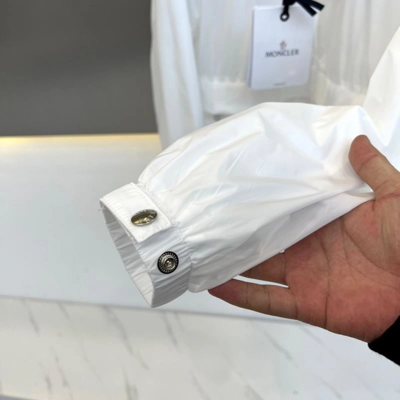 Moncler Outwear Unique 142072