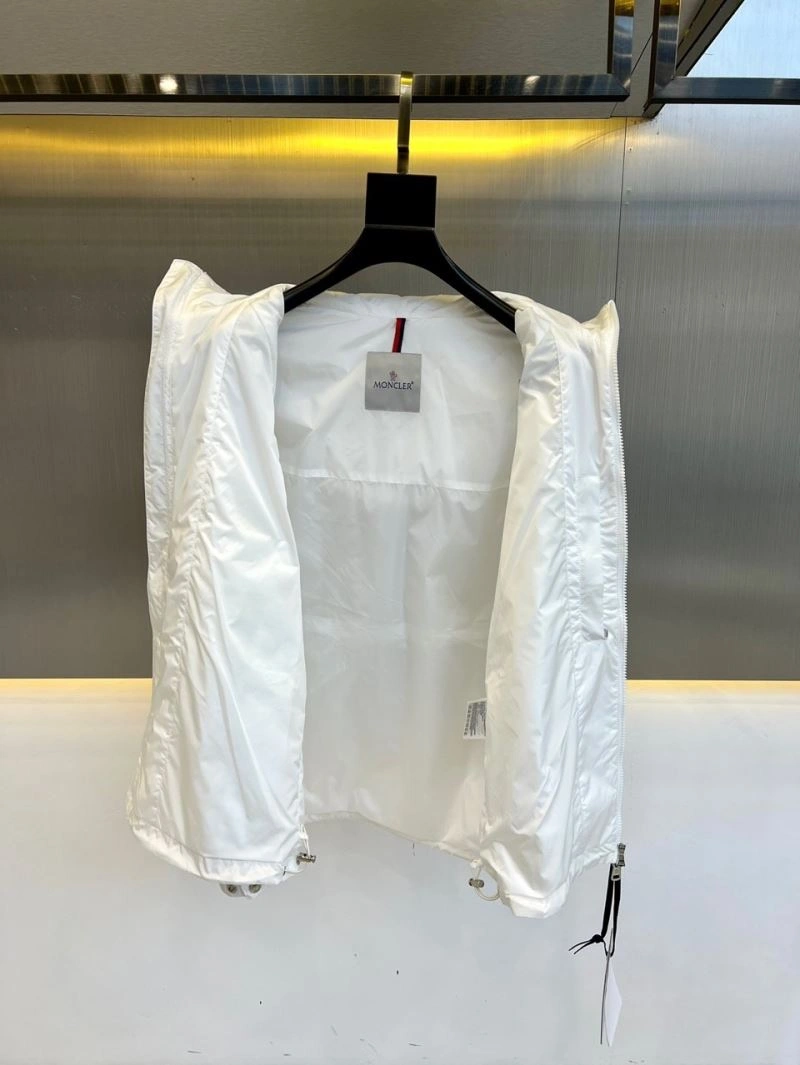 Moncler Outwear Unique 142072