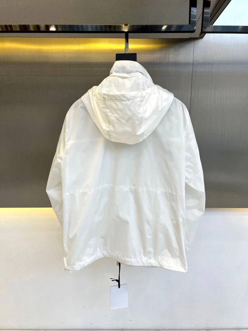 Moncler Outwear Unique 142072