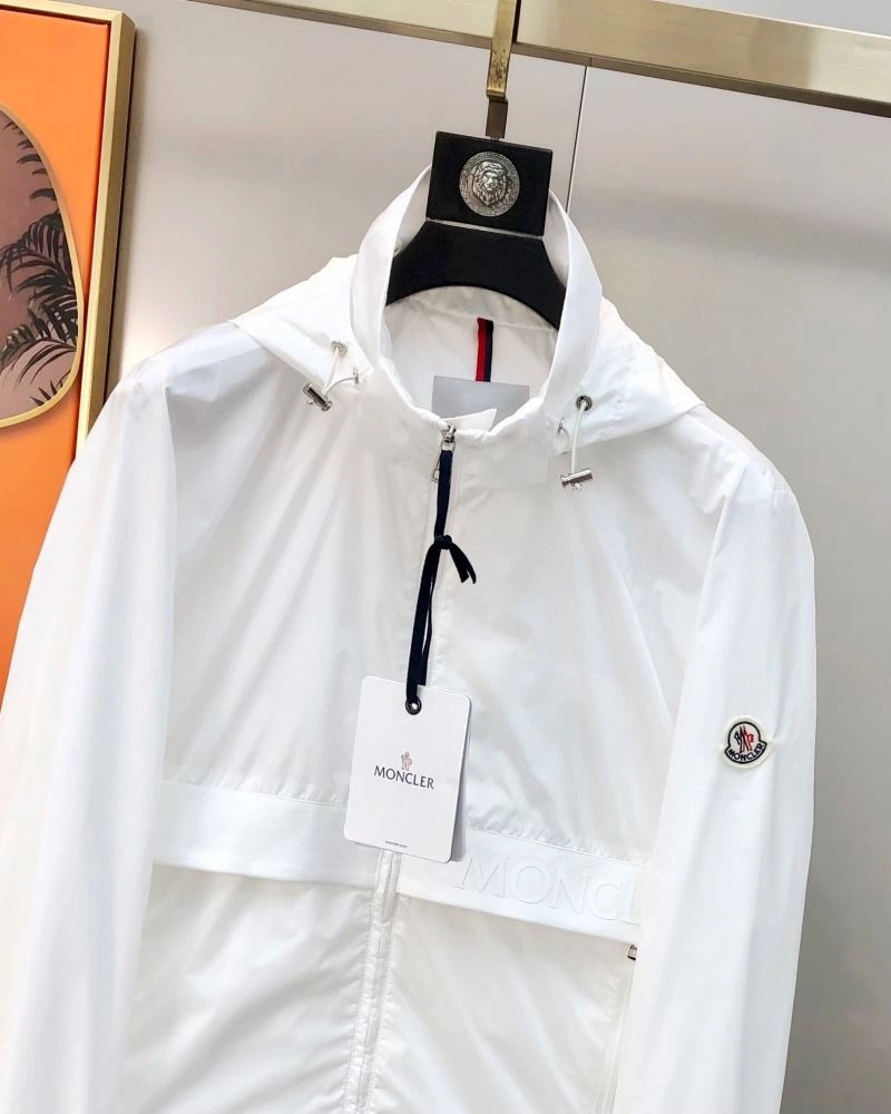 Moncler Outwear Popular 142065