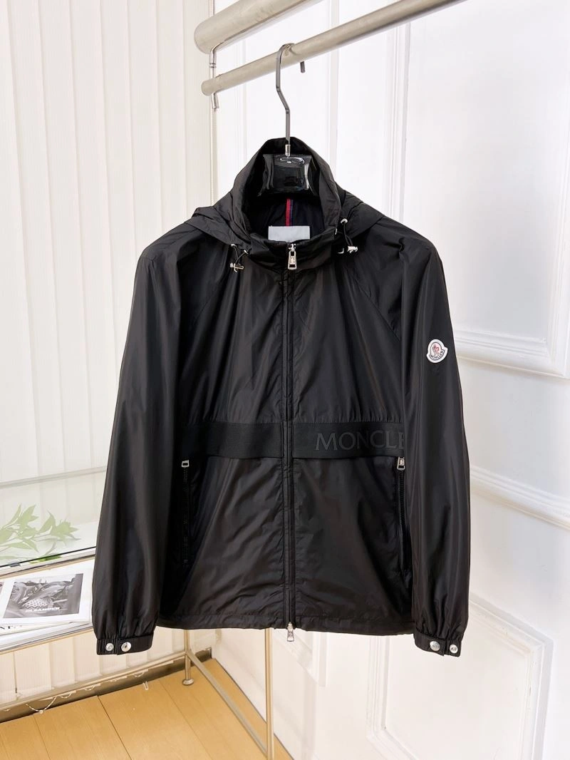 Comfortable Moncler Outwear 142066