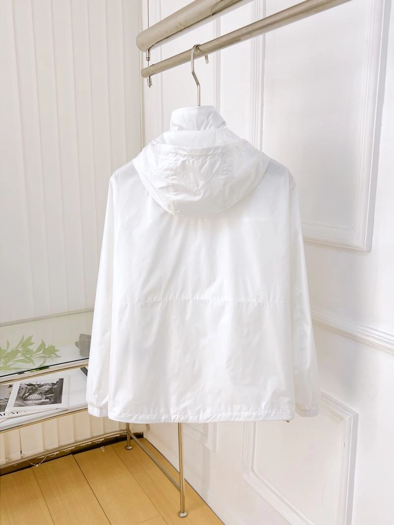 Comfortable Moncler Outwear 142066
