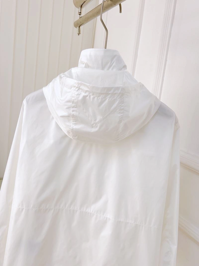 Comfortable Moncler Outwear 142066