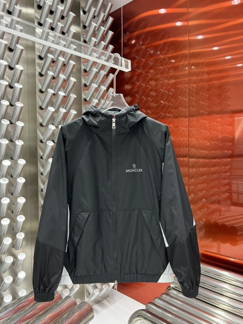 Moncler Outwear Durable 142054