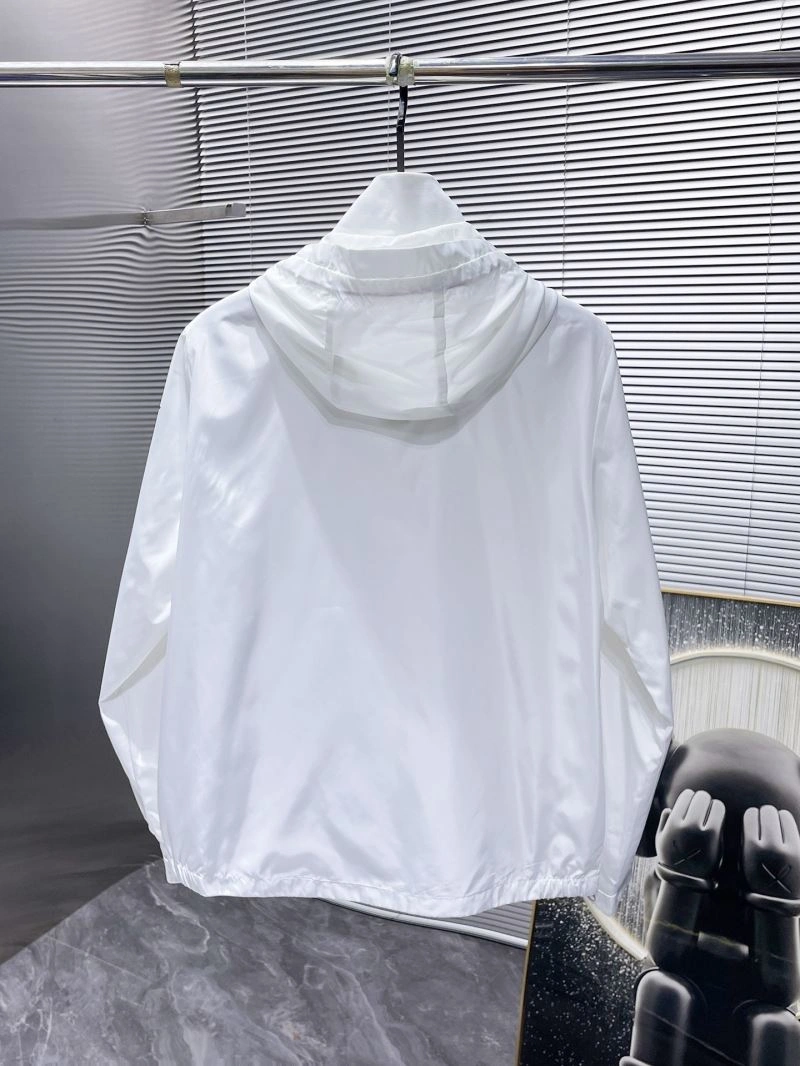 OdorResistant Moncler Outwear 142049