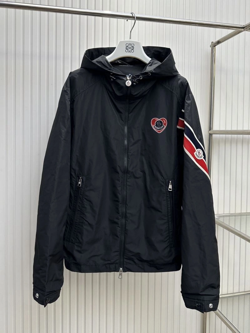 Moncler Outwear Sustainable 142051