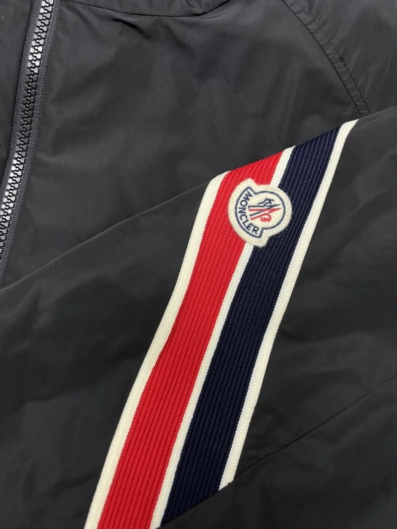 Moncler Outwear Sustainable 142051