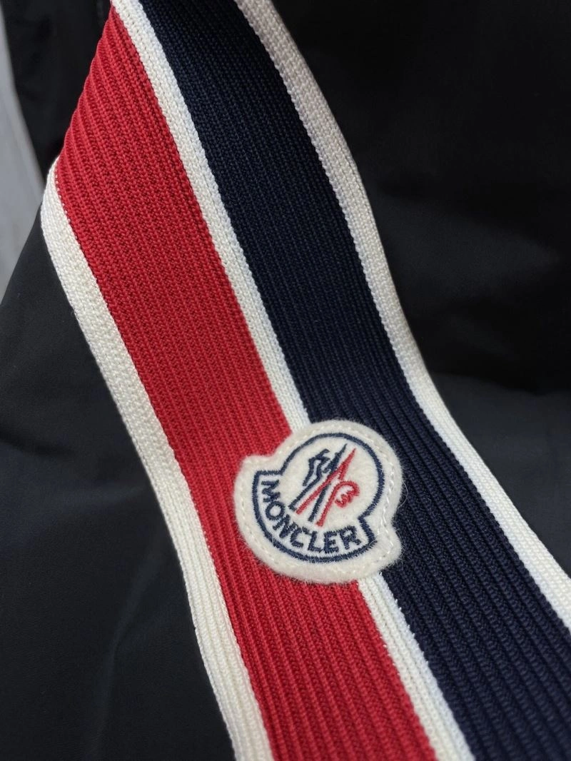 Moncler Outwear Sustainable 142051