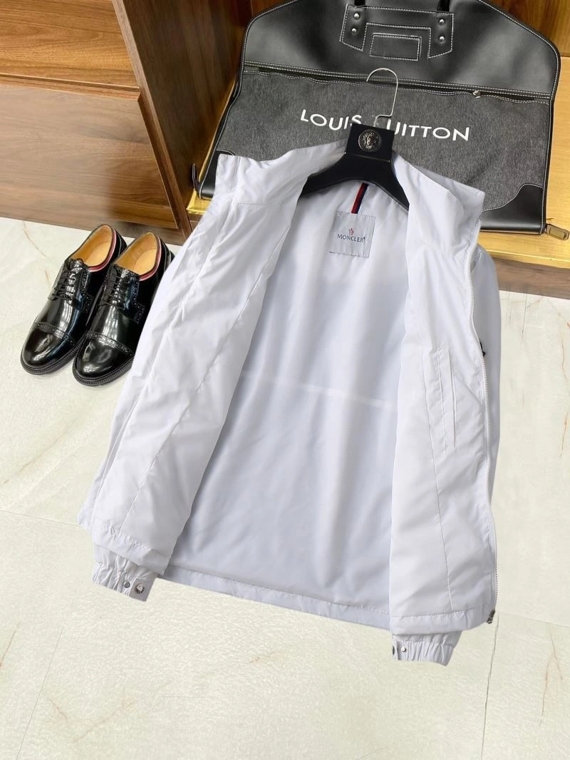 Moncler Outwear AllSeason 142043