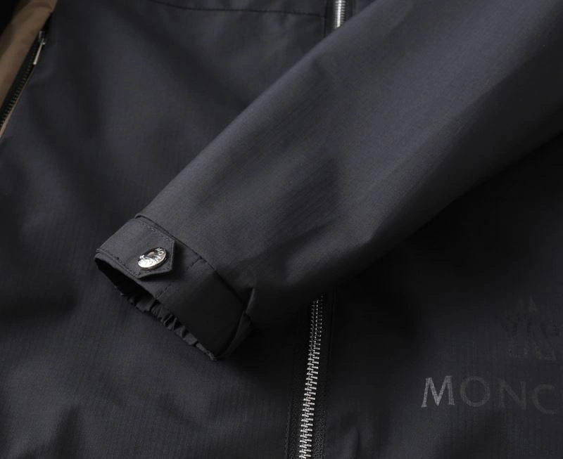 Moncler Outwear Comfortable 142046