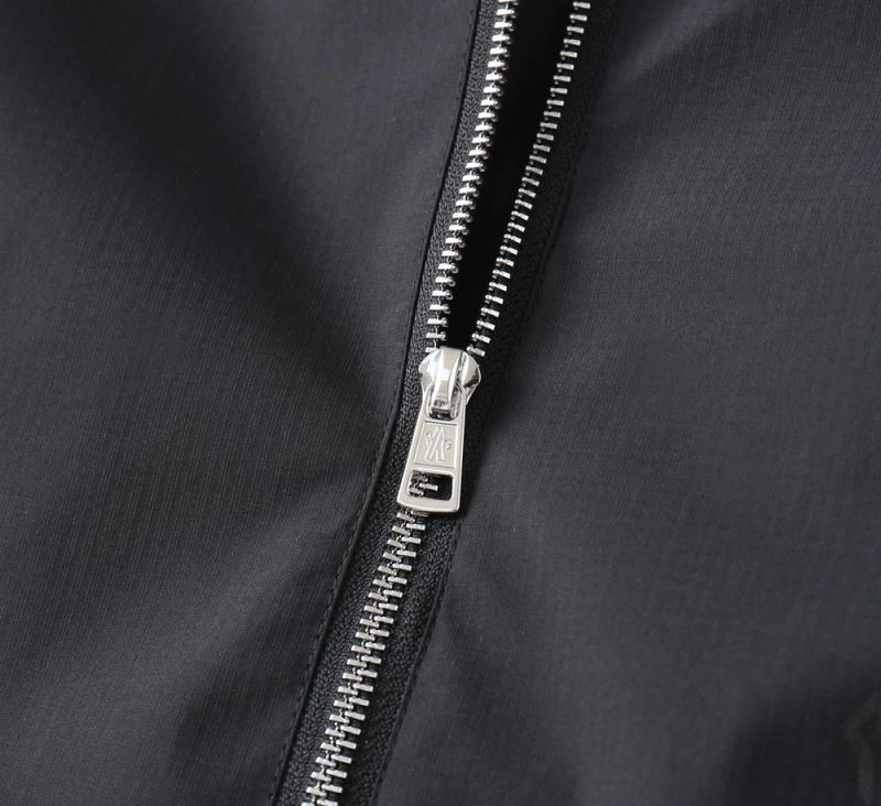 Moncler Outwear Comfortable 142046