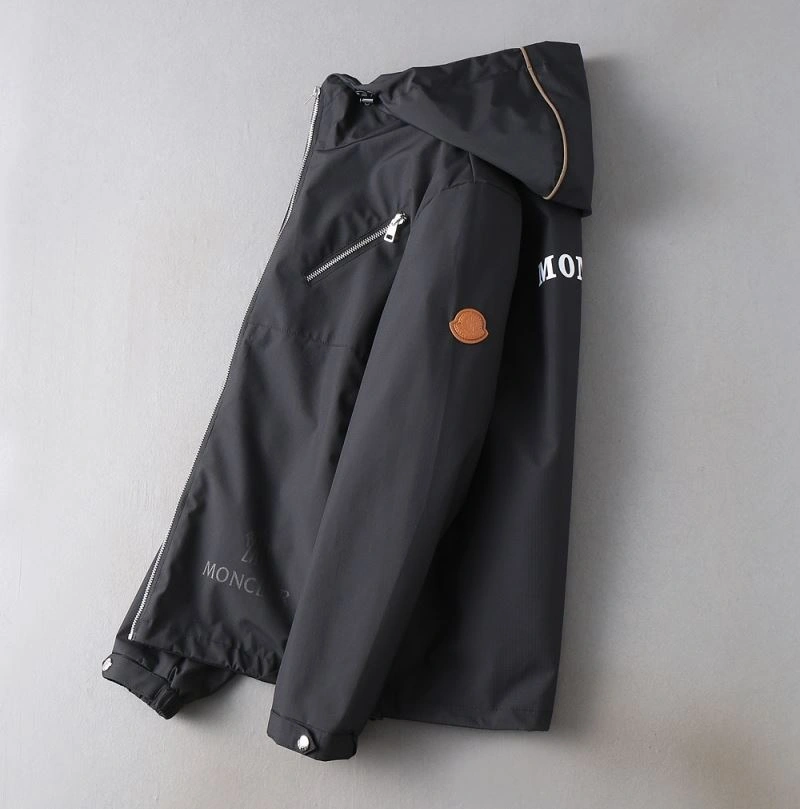 Moncler Outwear Comfortable 142046