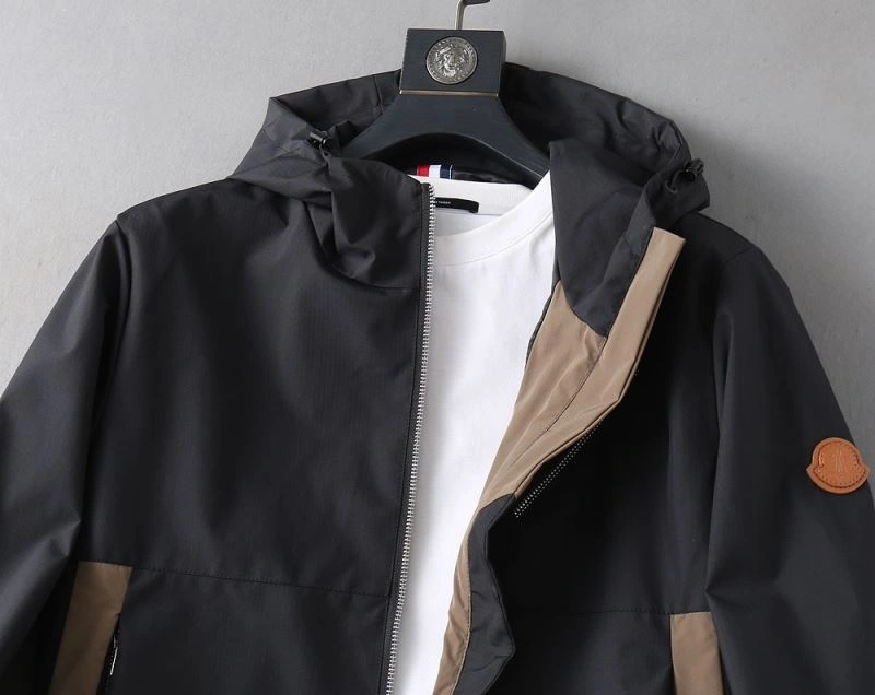 Moncler Outwear Comfortable 142046