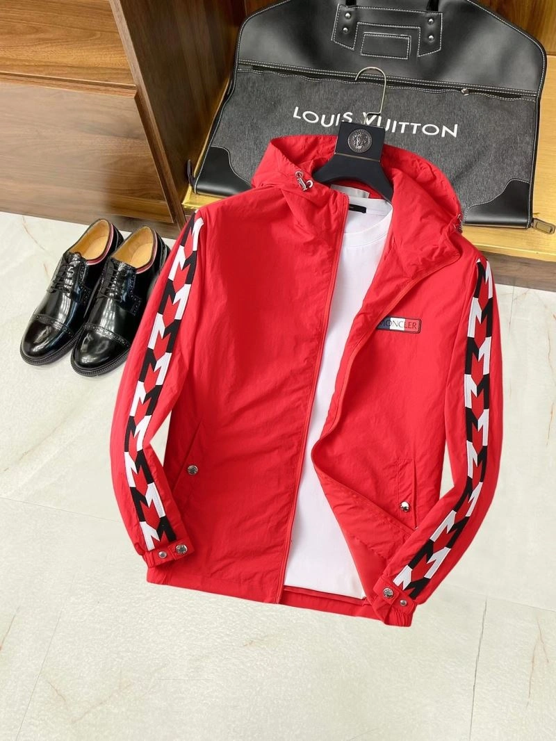 Sustainable Moncler Outwear 142048