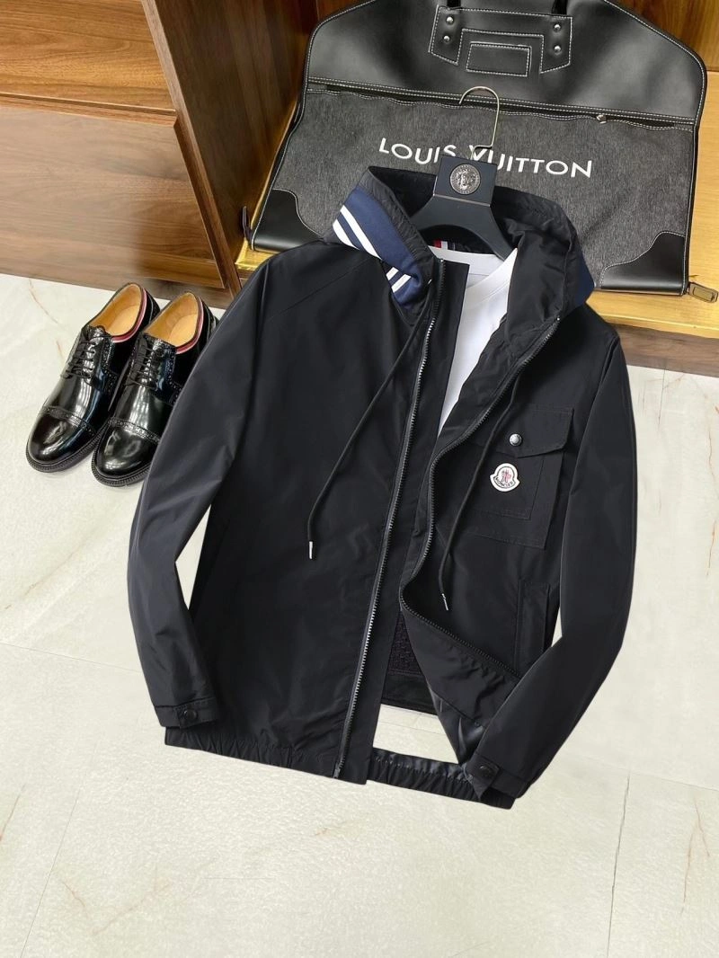 Moncler Outwear FreshLook 142052
