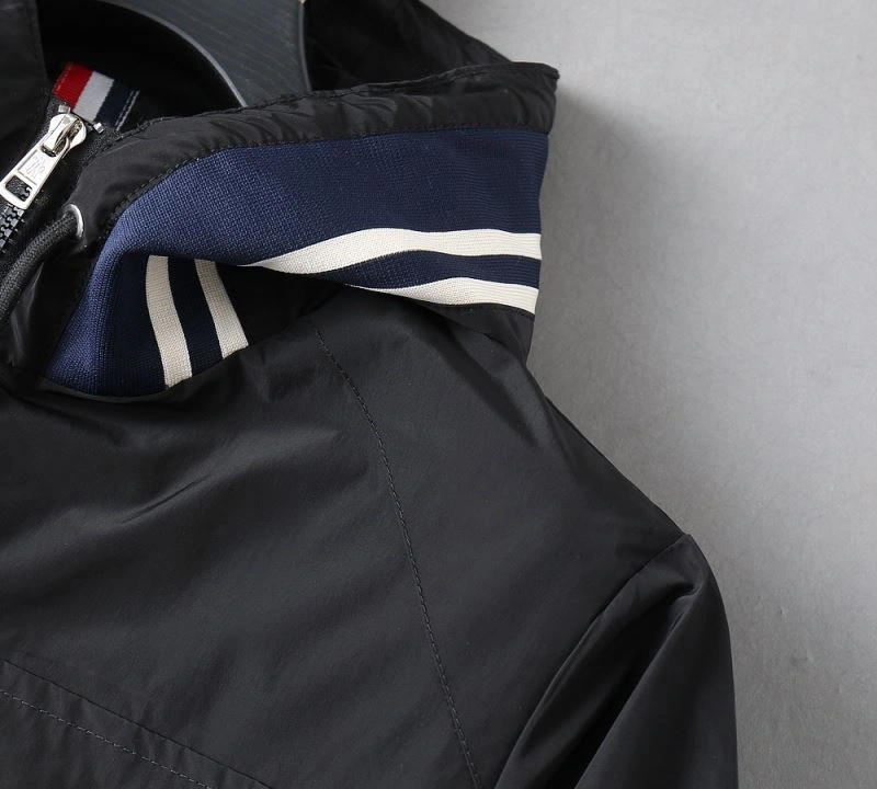 Moncler Outwear FreshLook 142052