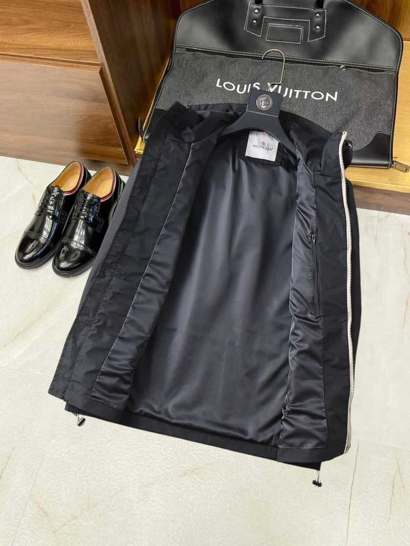 Moncler Outwear EyeCatching 142053