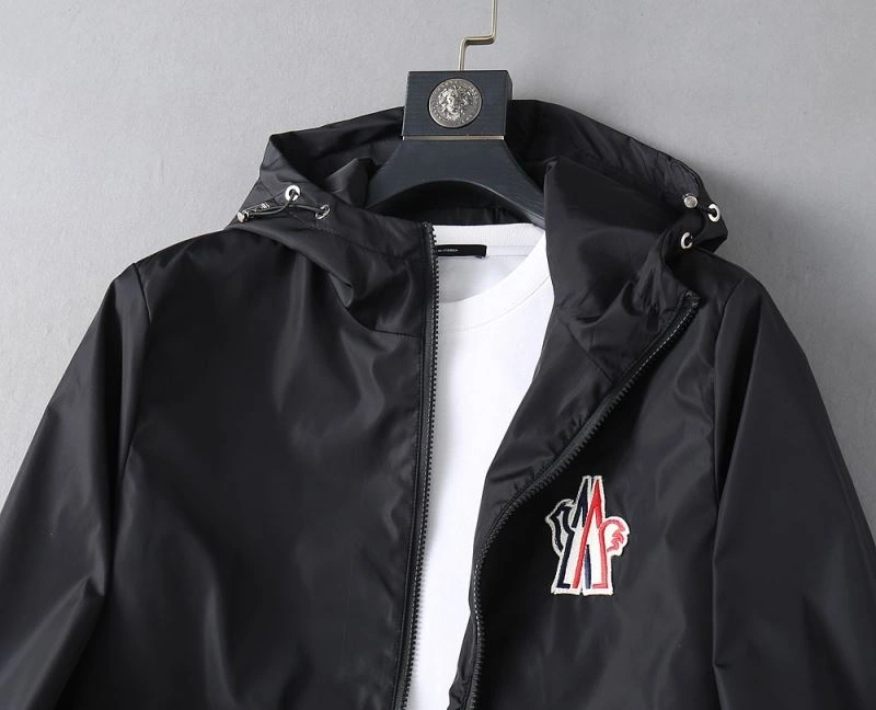 TechFriendly Moncler Outwear 142042