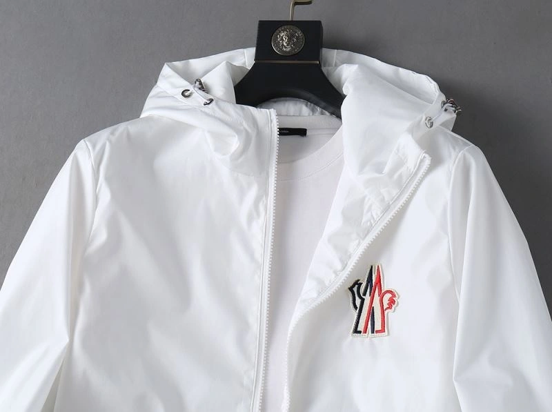 TechFriendly Moncler Outwear 142042