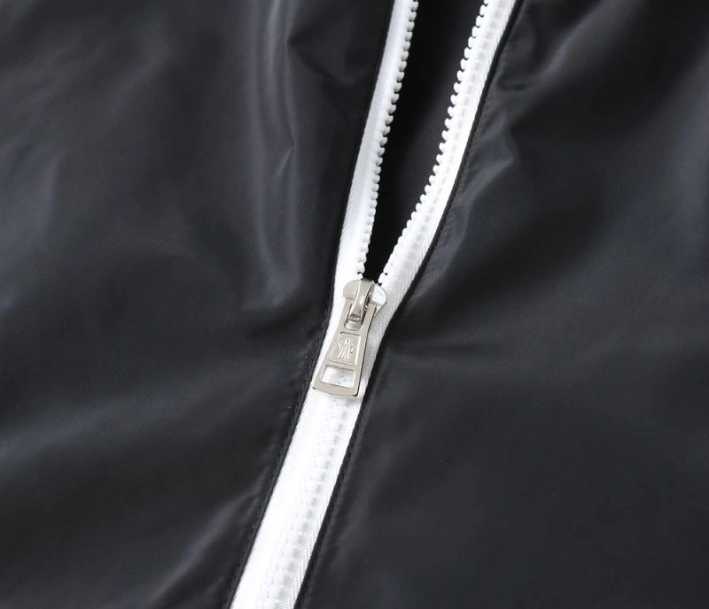 Moncler Outwear Popular 142039
